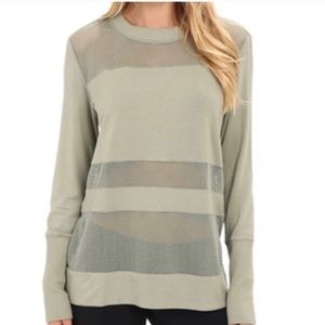 Alo Yoga Plank Long-Sleeve Top, size Small